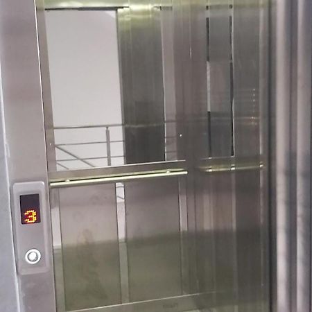 Apartament Mehmeti Ulcinj Zewnętrze zdjęcie